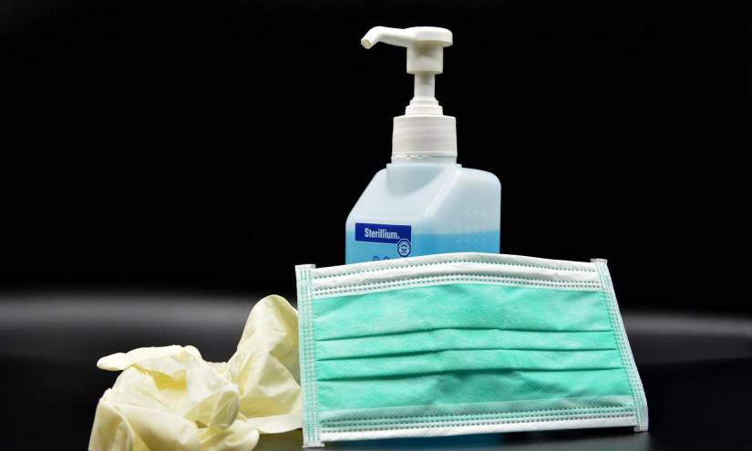 Ecuador cuenta con el lote suficiente de vacunas contra COVID-19 para aplicar la primera y segunda dosis de refuerzo a su población. Referencial